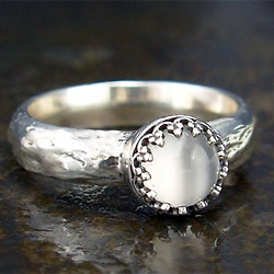 Селенит, кольцо